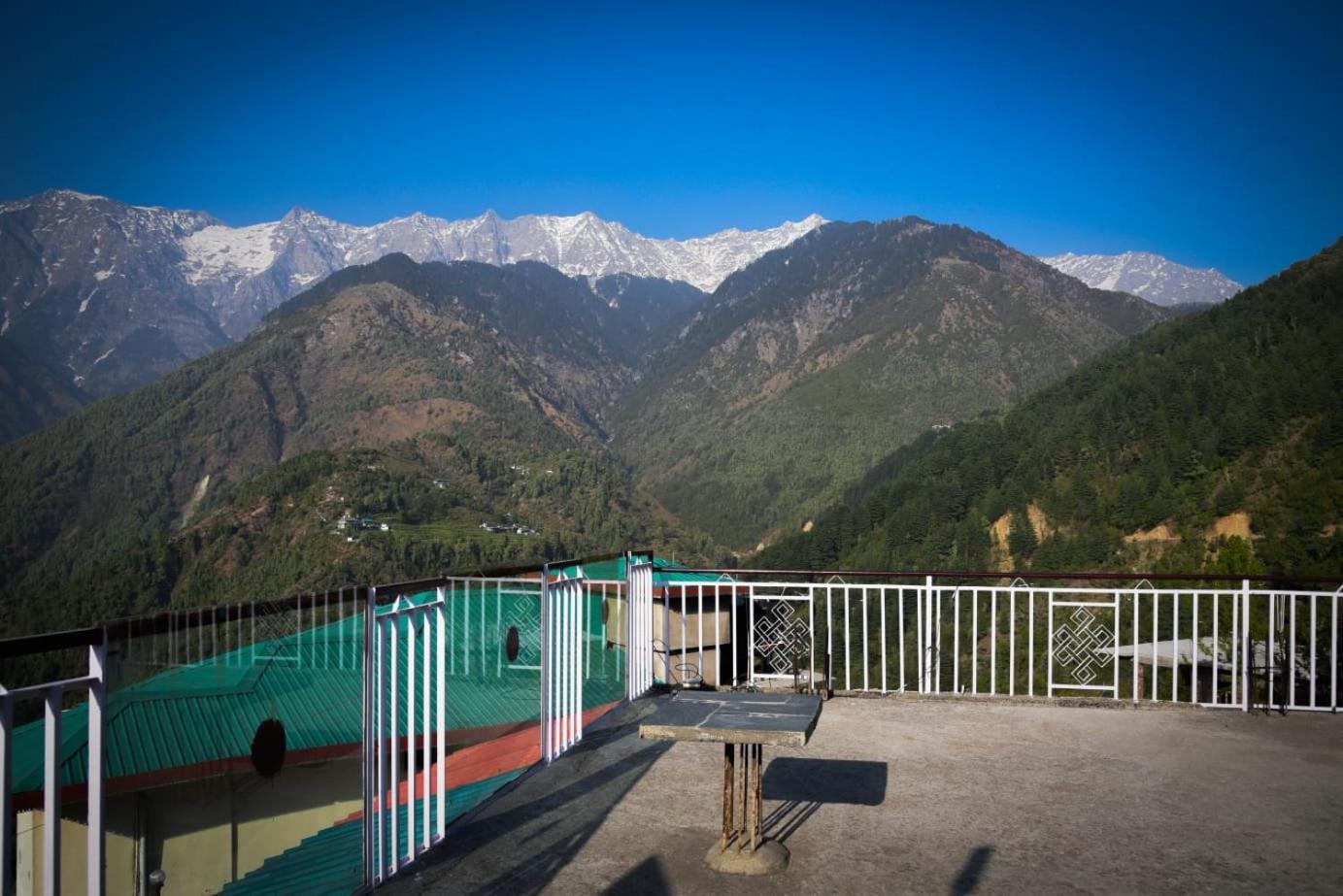 Dragon I Resorts Naddi Exterior foto